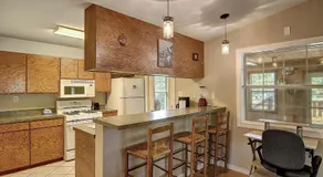 Fantasy Oaks Lodge - Image 3