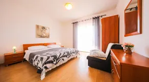 Apartments Zvjezdana - Image 2