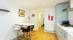 10 Grove St - Bath Holiday Suites - Image 4