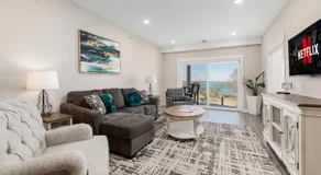 Luxury Downtown 2BDR Lake View 2nd Floor Condo on West Bay 203E - Image 2