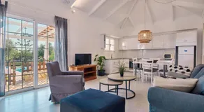 Appartement avec jardin, terrasse et piscine privée | À côté de la plage - Image 3