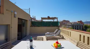 AB Paral·lel Spacious Apartments - Image 5