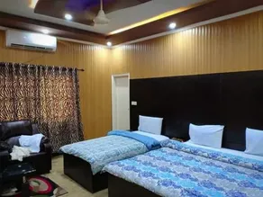 Hotel Defence Inn - Image 4