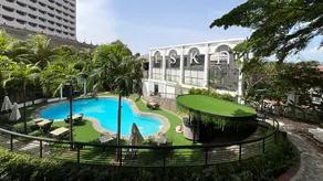 Grand Eska Hotel & Suites Batam - Image 4