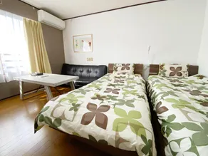 Flat Peace Chair House - Image 5