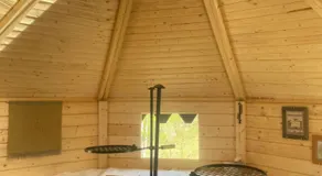 Triangle Cabin - Image 3