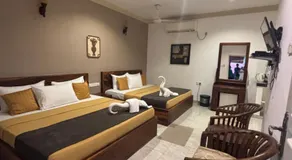 JKAB Park Hotel - Image 2