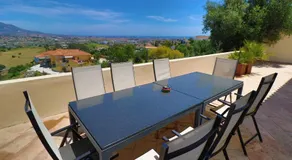\"'Luxurious villa in the sun\" mit Meer- und Bergblick, Pool, NICHT unter 40 - Image 1