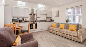 Livingstone street Apartments with Free Parking - Image 5