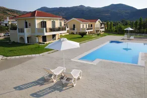 Captain's Villas - Image 3