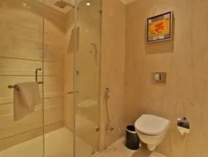 Mandarin Hotel - Image 5