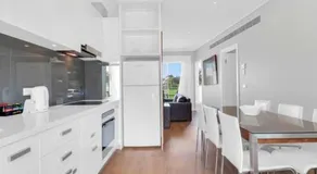 Stunning resort apartment in San Remo - Image 5