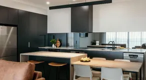 Met Apartments - Image 3