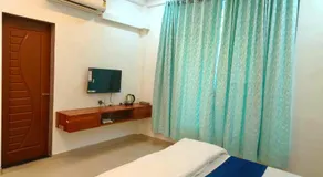 Bellevue Retreat - Image 5