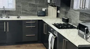 2BR Home Cozy & Comfortable Stay in Accrington - Image 4