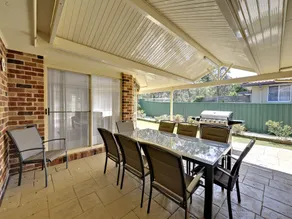The Bay House, 48 Government Road Shoal Bay Ducted air conditioning 5 bedroom holiday home with Wi Fi Foxtel - Image 5