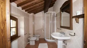 Ferienhaus in Montone mit Pool und Garten - Image 2