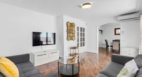 Casa Lily en Playa Honda de Lanzarote, dúplex con terraza a 300 m de la playa - Image 2