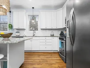 The Heart of TC 2BDR Condo Unit 115 - Image 4