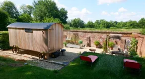 Hut64 - Image 5