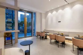 Poltton Meta-century Hotel Guangzhou Hanxi Changlong Metro Station Poly Metropolis Store - Image 4