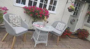 Tudor Farm B&B - Image 2
