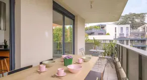 Superbe 2 pièces terrasse à 400 m du métro - Image 4