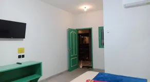 Joglo Aruna Guesthouse - Image 2