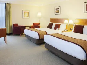 Crowne Plaza London - Heathrow - Image 3