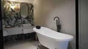 The BAEL - A Dreamscape 8 Room Luxury Farmstay GGN - Image 4