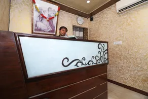 Hotel O Silver Inn Near Acropolis Mall - Image 2