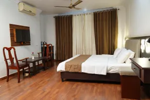 Malanadu Tourist Home - Image 2