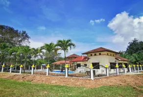 Yussy Homestay at Afamosa Villa - Image 2