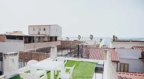 Appartamento con terrazzo - Image 4
