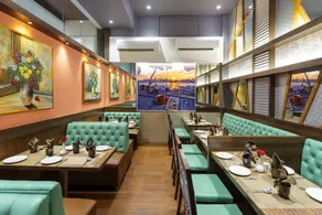 Gold Crest Business Hotel - Image 2
