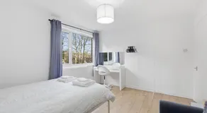 The snug - Image 2