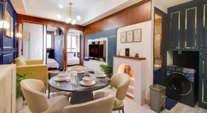 2BR Collins Art Deco W Pool & Playstation 5 - Image 2