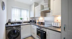 Stylish 2 Bedroom House - Village Location - Image 2