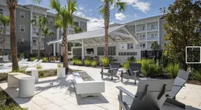 Landing Chic 1BD Pool Gym - Image 5