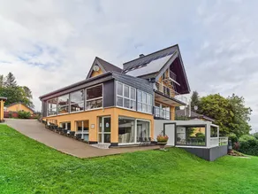 Tasteful holiday home with private pool - Image 4