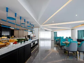 Xana Deluxe Hotel Zhongshan Shiqi Pedestrian Street Xingzhong Plaza - Image 2