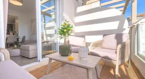 Casa del Mar Modern Apartment with Pool & Sea View in Manilva - Image 5