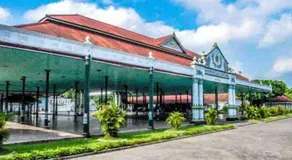 Awana Dream Whole Villa, 4bedroom 10pax , 5min to Alun Alun, Kraton, Malioboro bdc - Image 5