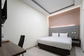 West Inn Cihampelas - Image 2