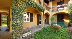 Ghome and Home Lake view Apartment - Image 4