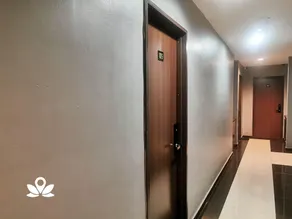 One World Hotel - Image 4