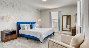 871 DS - Exquisite 5BR Retreat with Pool - Image 2