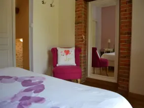 Charmant gîte à la ferme avec terrasse et vue sur la mare - Image 3