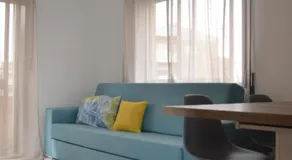 Modern and Cozy Apartment - Image 2