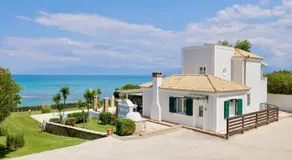 Beachfront Villa Victoras - With private beach - Image 3